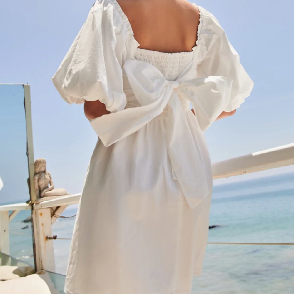 NWT Sugarlips Marion White Oversized Puff Sleeve Babydoll Mini Dress